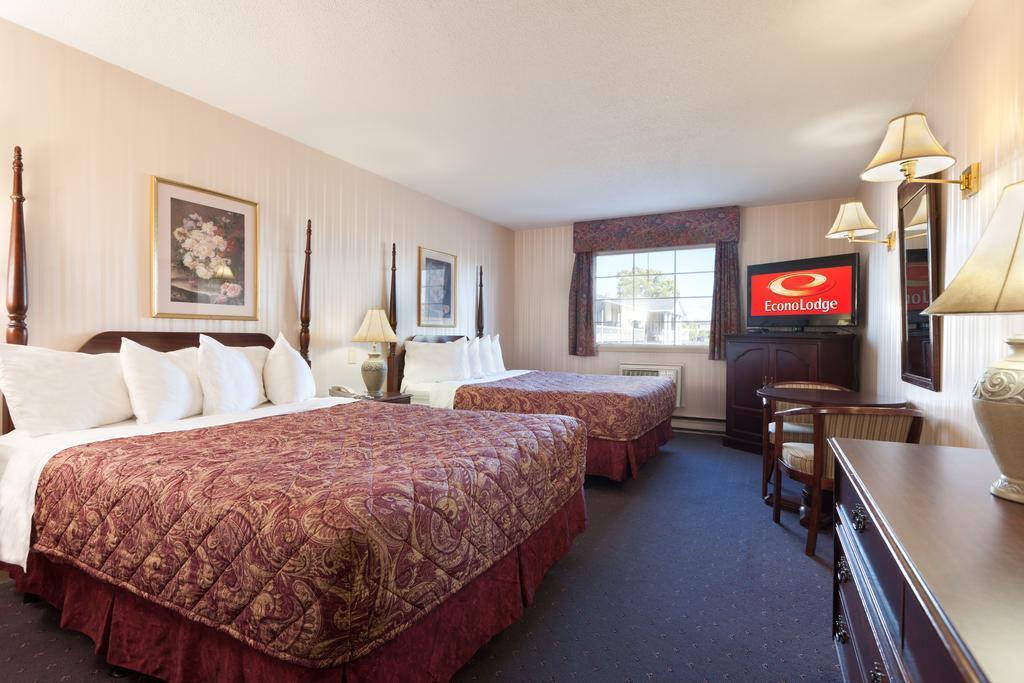 Econo Lodge Brossard Kültér fotó