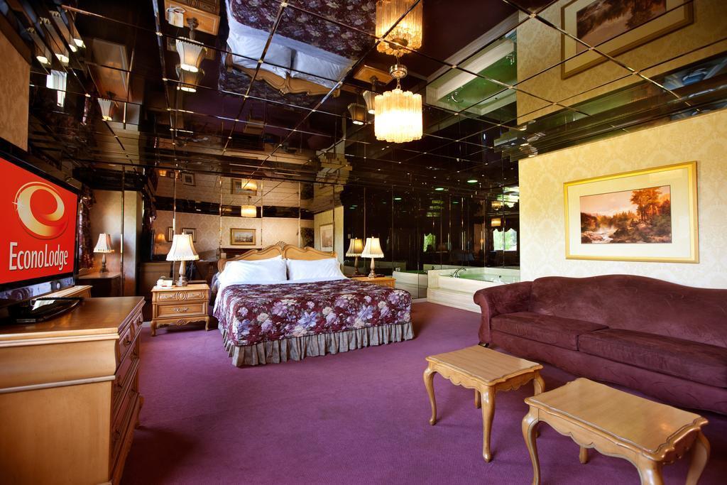 Econo Lodge Brossard Kültér fotó
