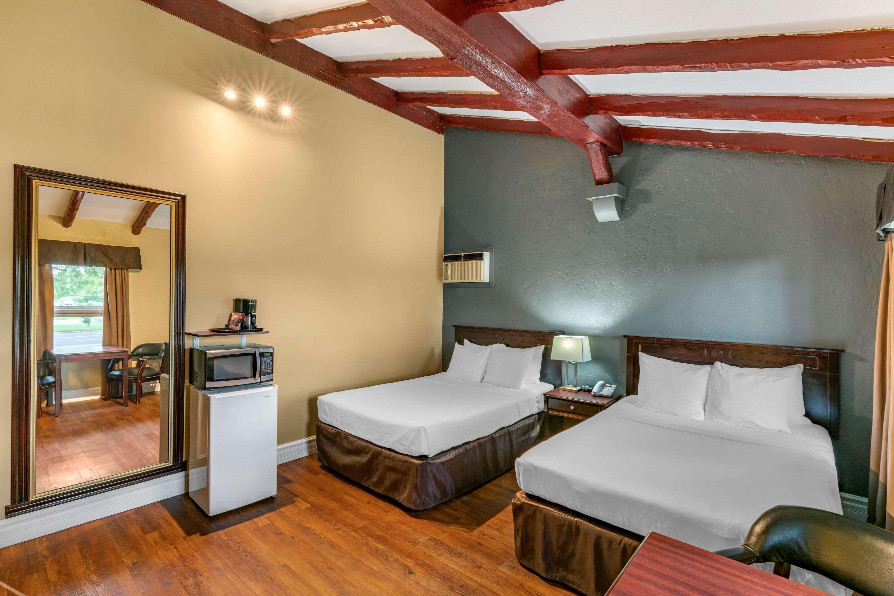 Econo Lodge Brossard Kültér fotó