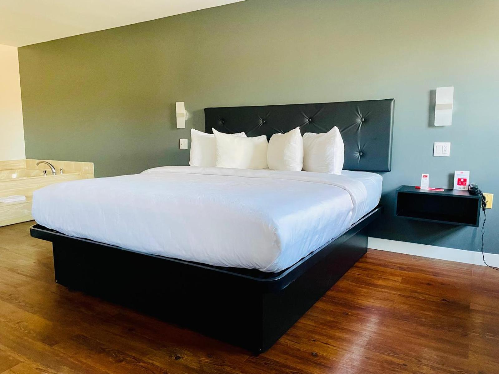 Econo Lodge Brossard Kültér fotó